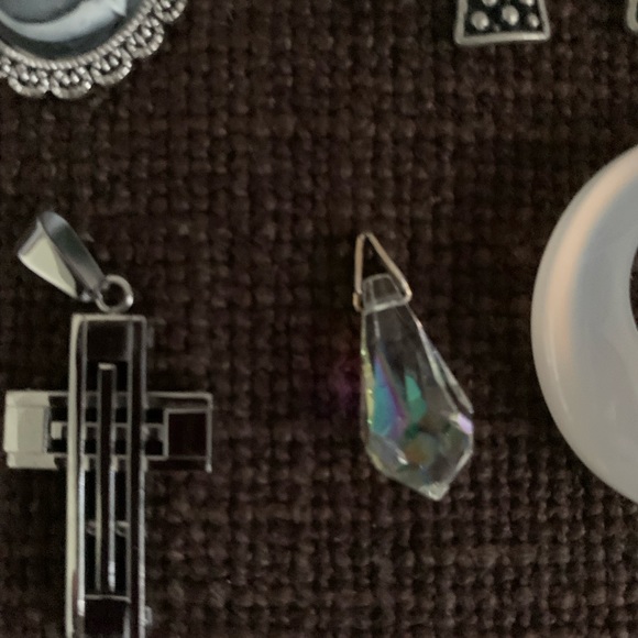 A set of gorgeous pendants - Picture 5 of 7